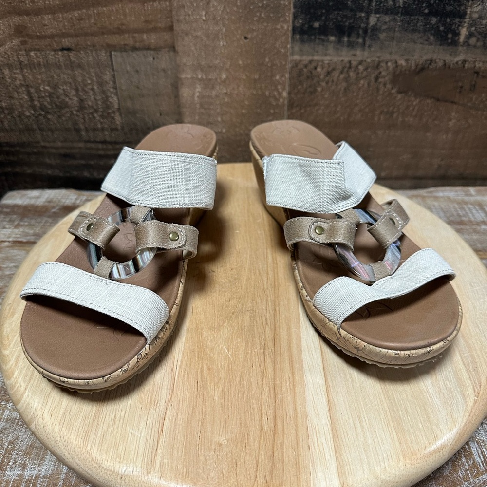 Skechers Women’s Natural Cali Beverlee Sail Away 2.5” Wedge Sandal 32953 Size 7 - Picture 4 of 8